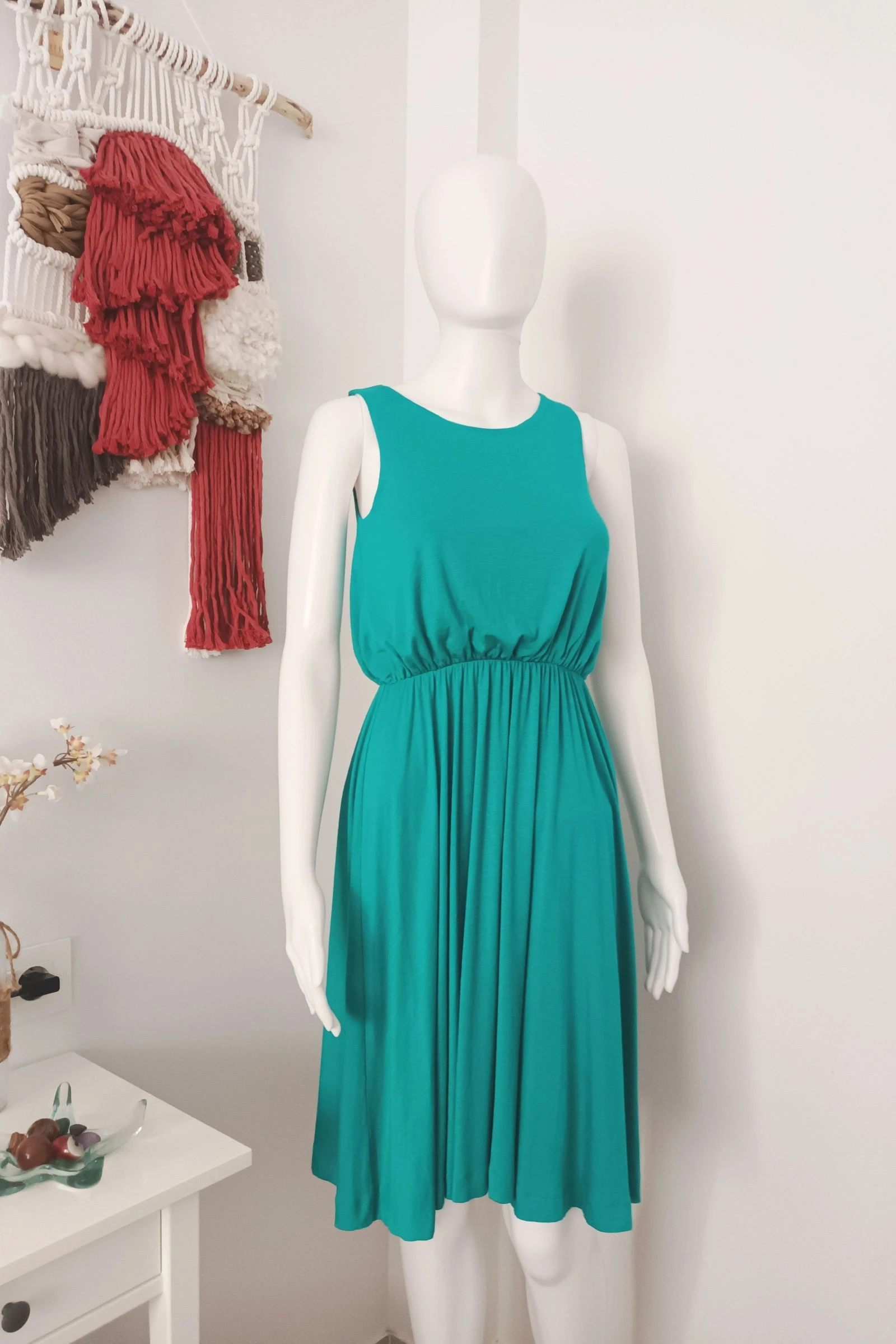 Elegante vestido verde Esmeralda by Formula Joven T.S.
